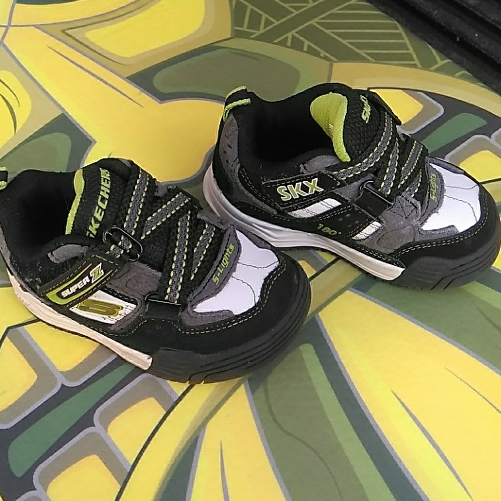 Sketcher's toddler shoes